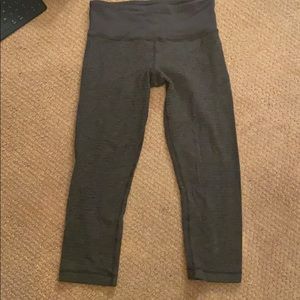 Lululemon capris